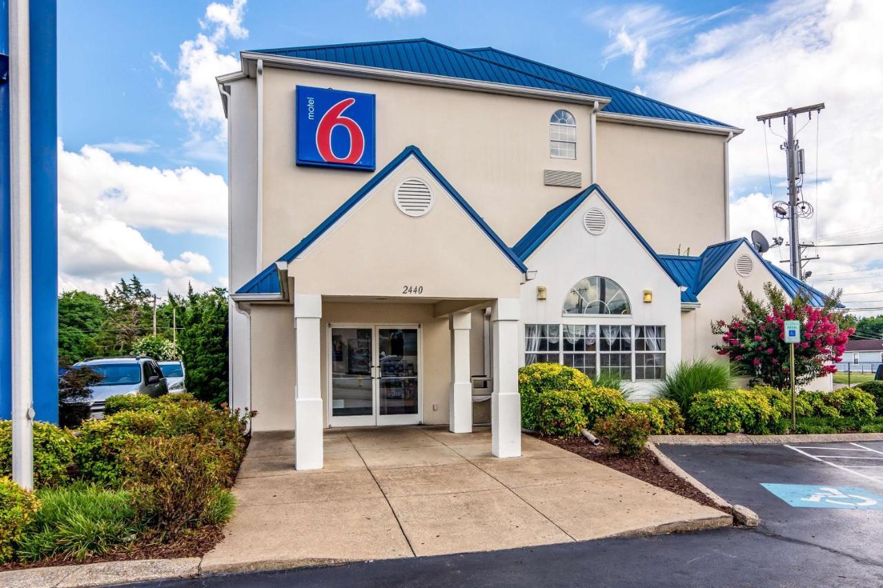 Motel 6 Chattanooga Downtown Exterior photo