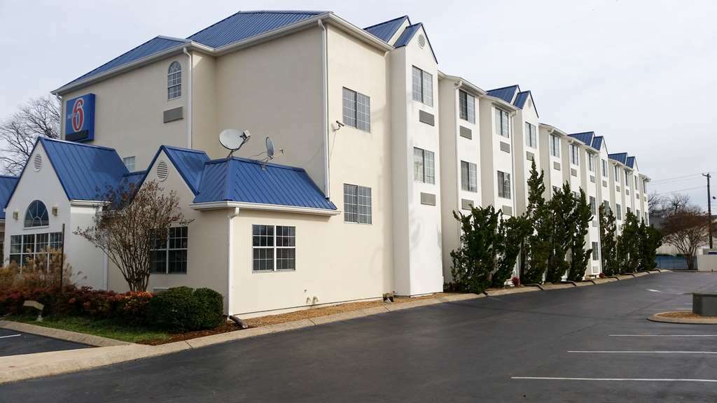 Motel 6 Chattanooga Downtown Exterior photo