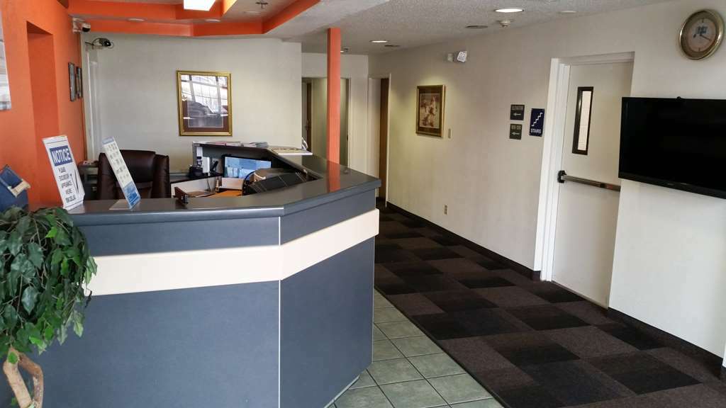 Motel 6 Chattanooga Downtown Interior photo