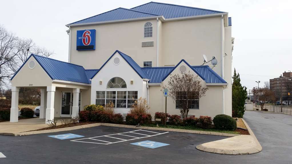 Motel 6 Chattanooga Downtown Exterior photo